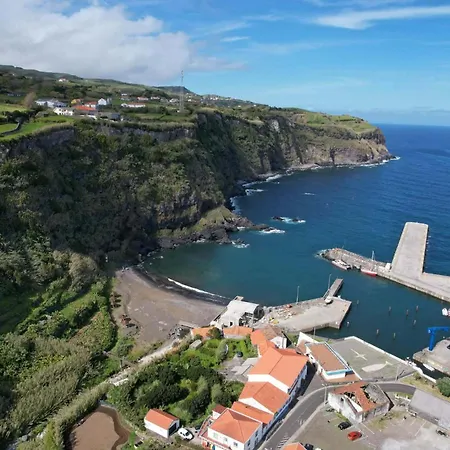 De Baixo Tatil Evi Lajes das Flores